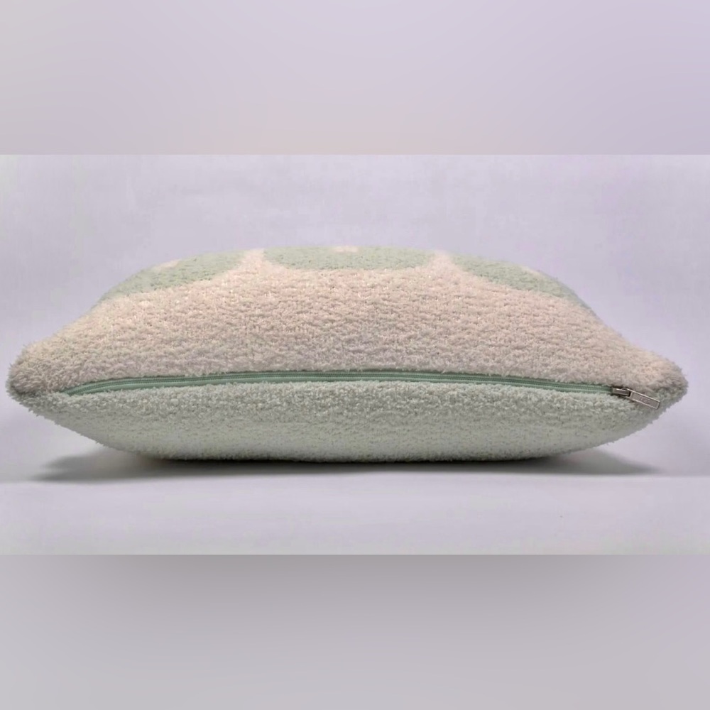 NWT UGG Poppy Logo Throw Pillow Mint Green and White reversible - Picture 3 of 10